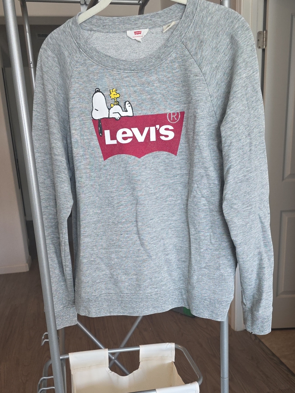 Levi's Grey Sweatshirt with Red Logo & Snoopy Graphic - Picture 1 of 2